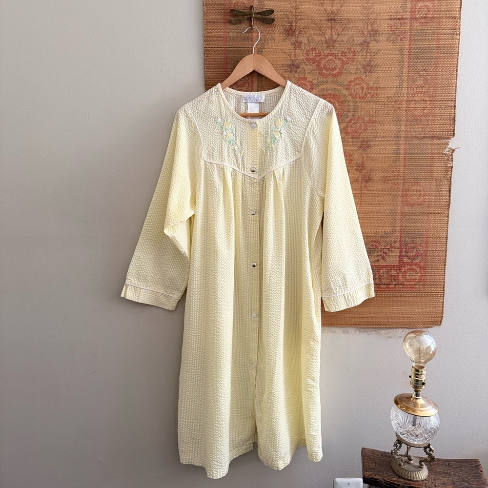 Vintage Embroidered Yellow Striped House Dress Pajamas Large - Picture 2 of 9